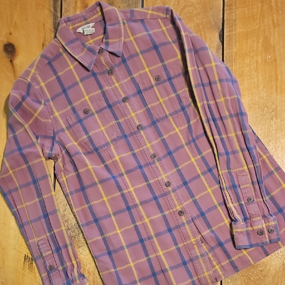Duluth Trading Free Swingin Flannel - Picture 1 of 4